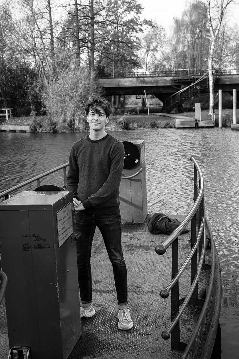 Bram van Oort crossing the Dommel river on the ferry "Moerasdraak" in 's-Hertogebosch, Netherlands